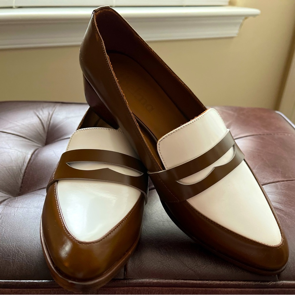 Thelma Saddle Leather Loafer w/ 1.5” wooden heel - Size 38